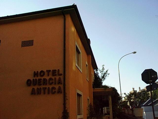 Hotel Quercia Antica サンマリノ エクステリア 写真